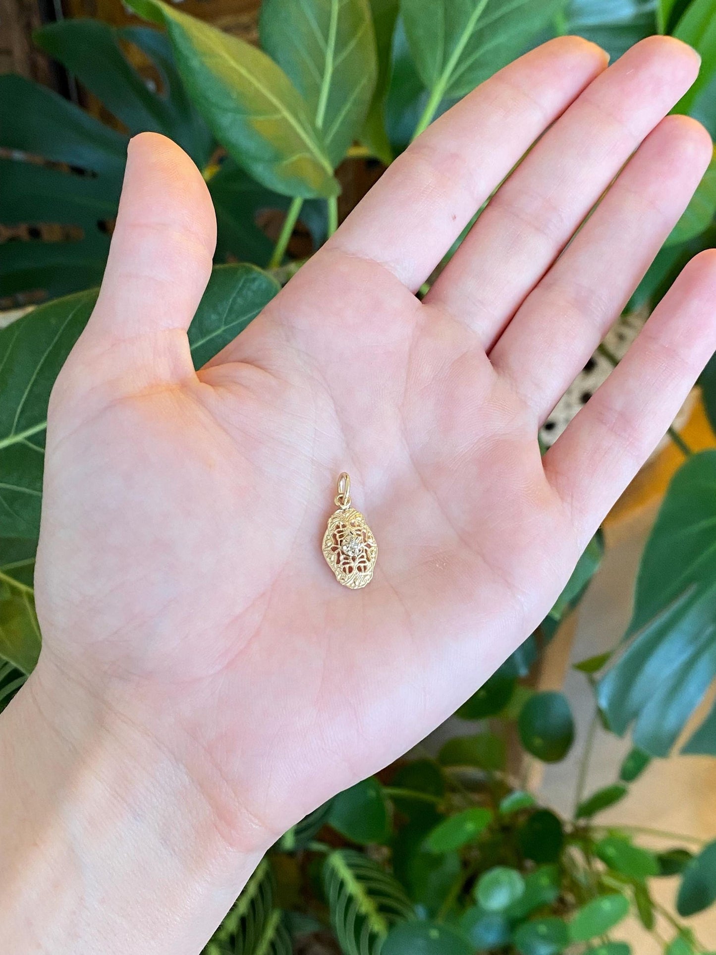Vintage Solid 14k Yellow Gold Diamond Art Deco Stick Pin Charm