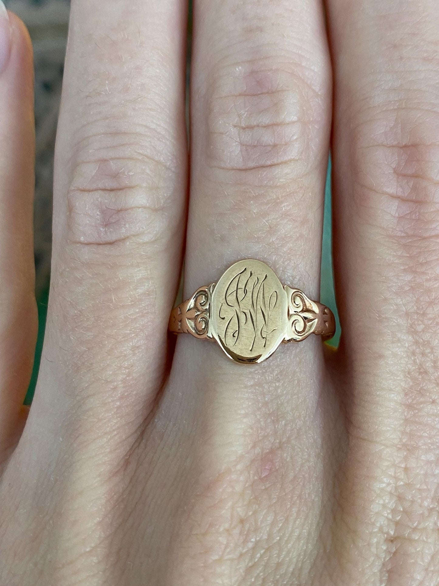 Vintage Solid 10k Yellow Gold Monogram Signet Ring - Size 8.5