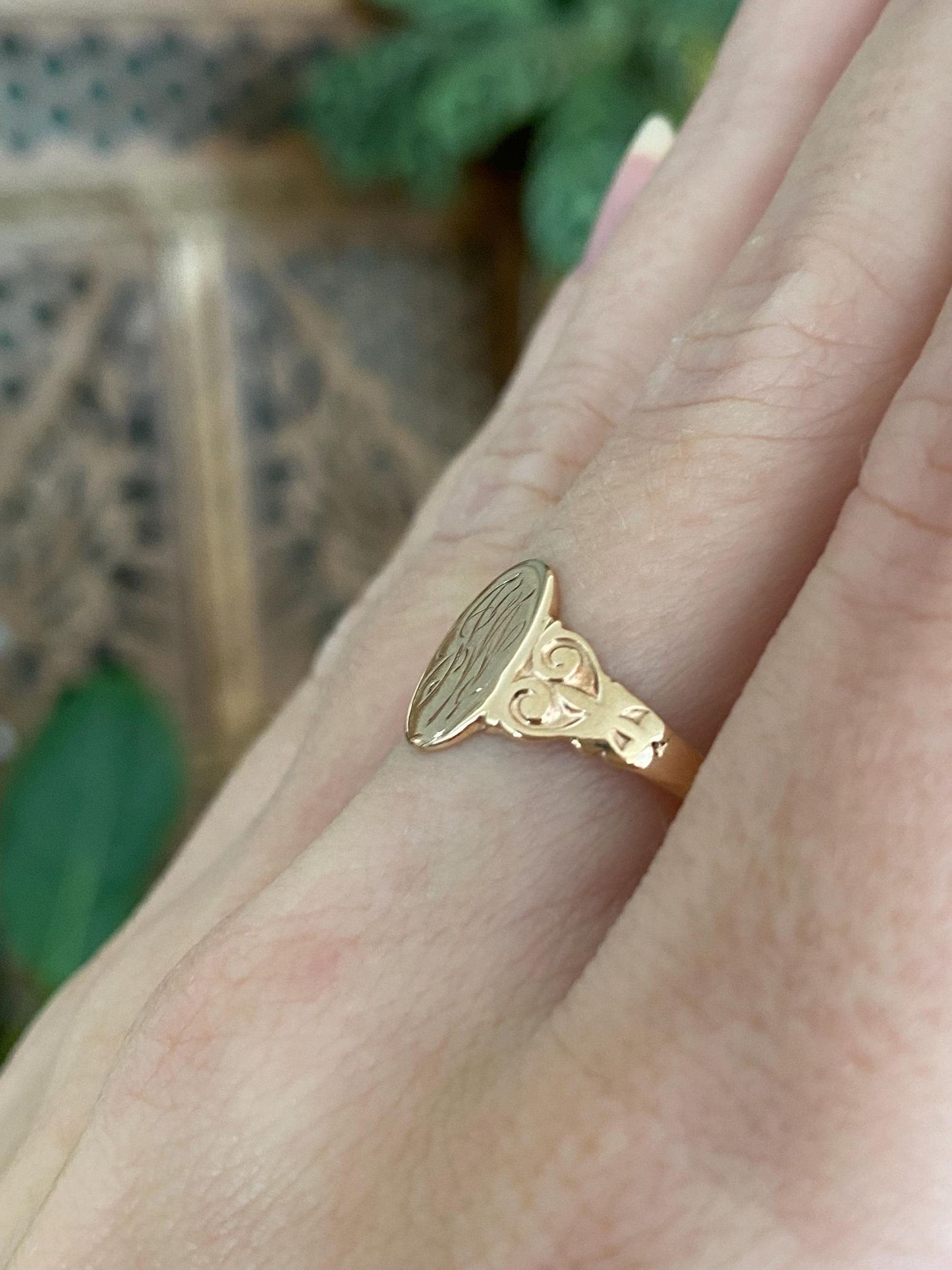 Vintage Solid 10k Yellow Gold Monogram Signet Ring - Size 8.5