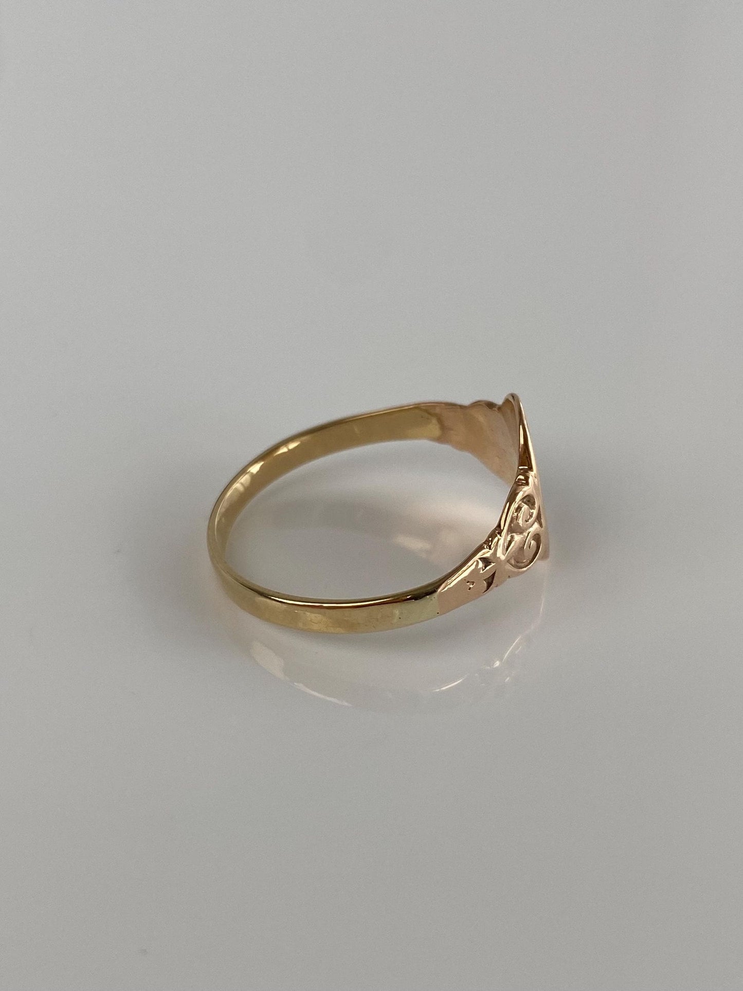 Vintage Solid 10k Yellow Gold Monogram Signet Ring - Size 8.5