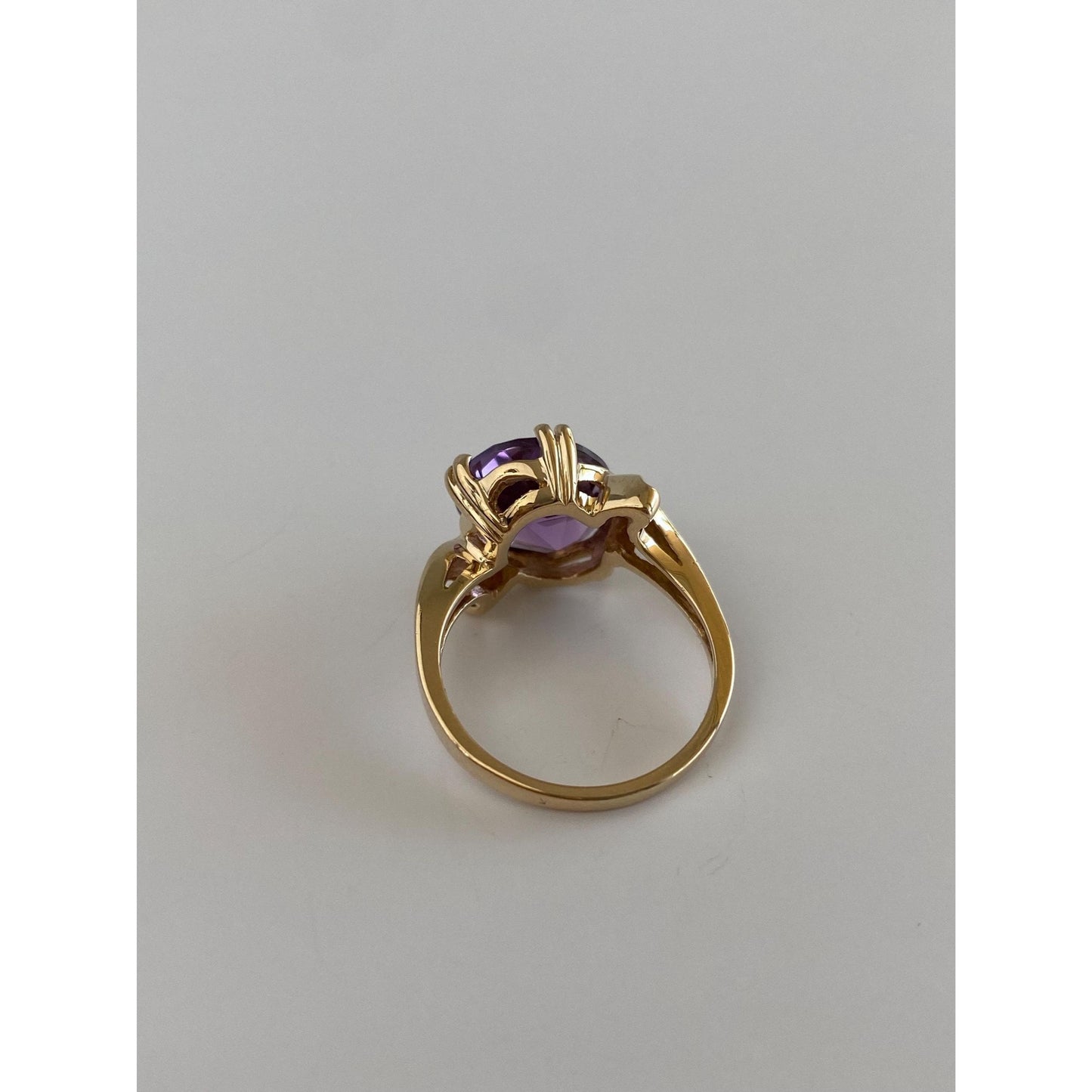 Vintage Solid 10k Yellow Gold Amethyst Ring - Size 5.5