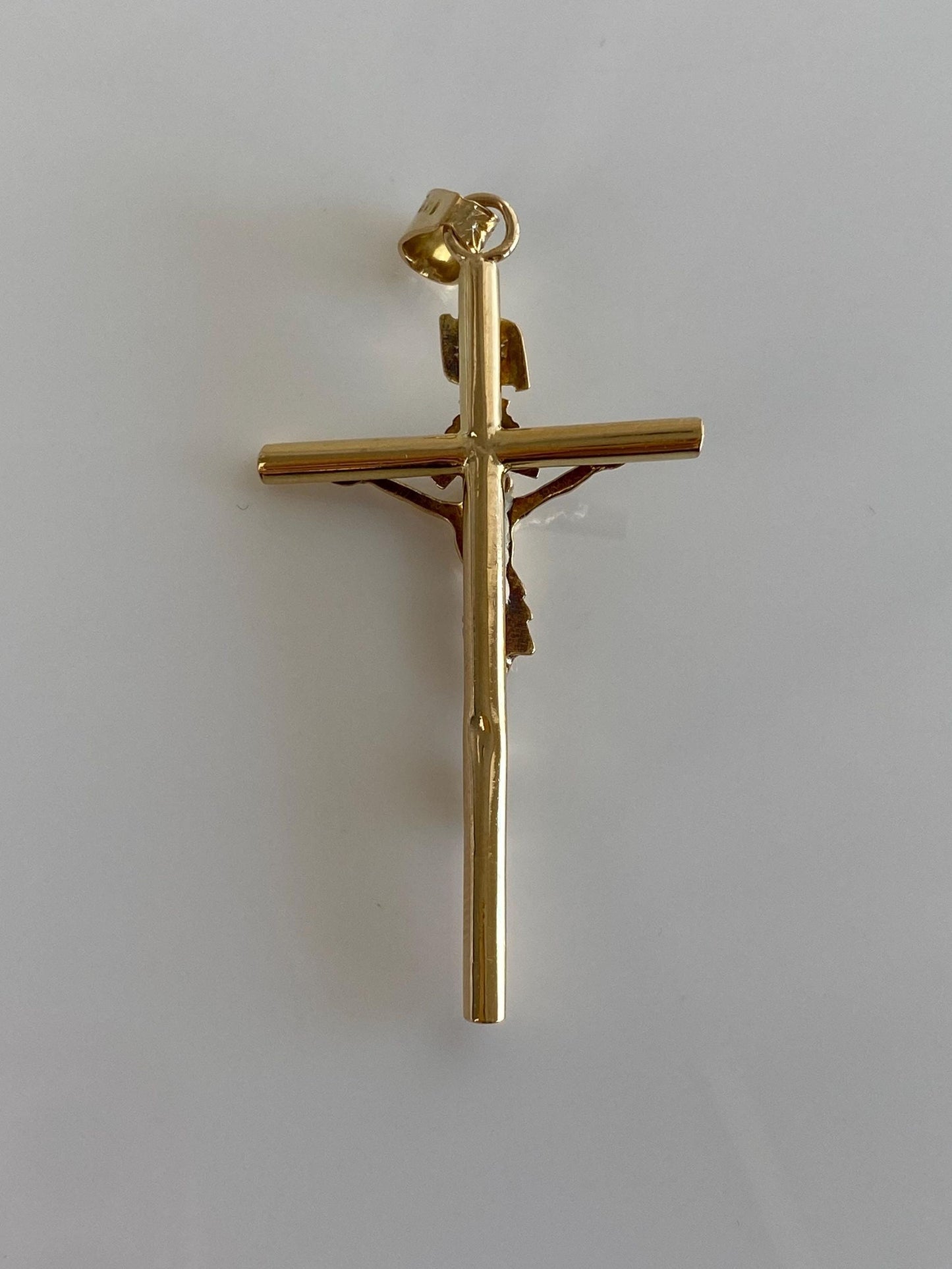 Vintage 18k Yellow Gold Crucifix Cross Charm