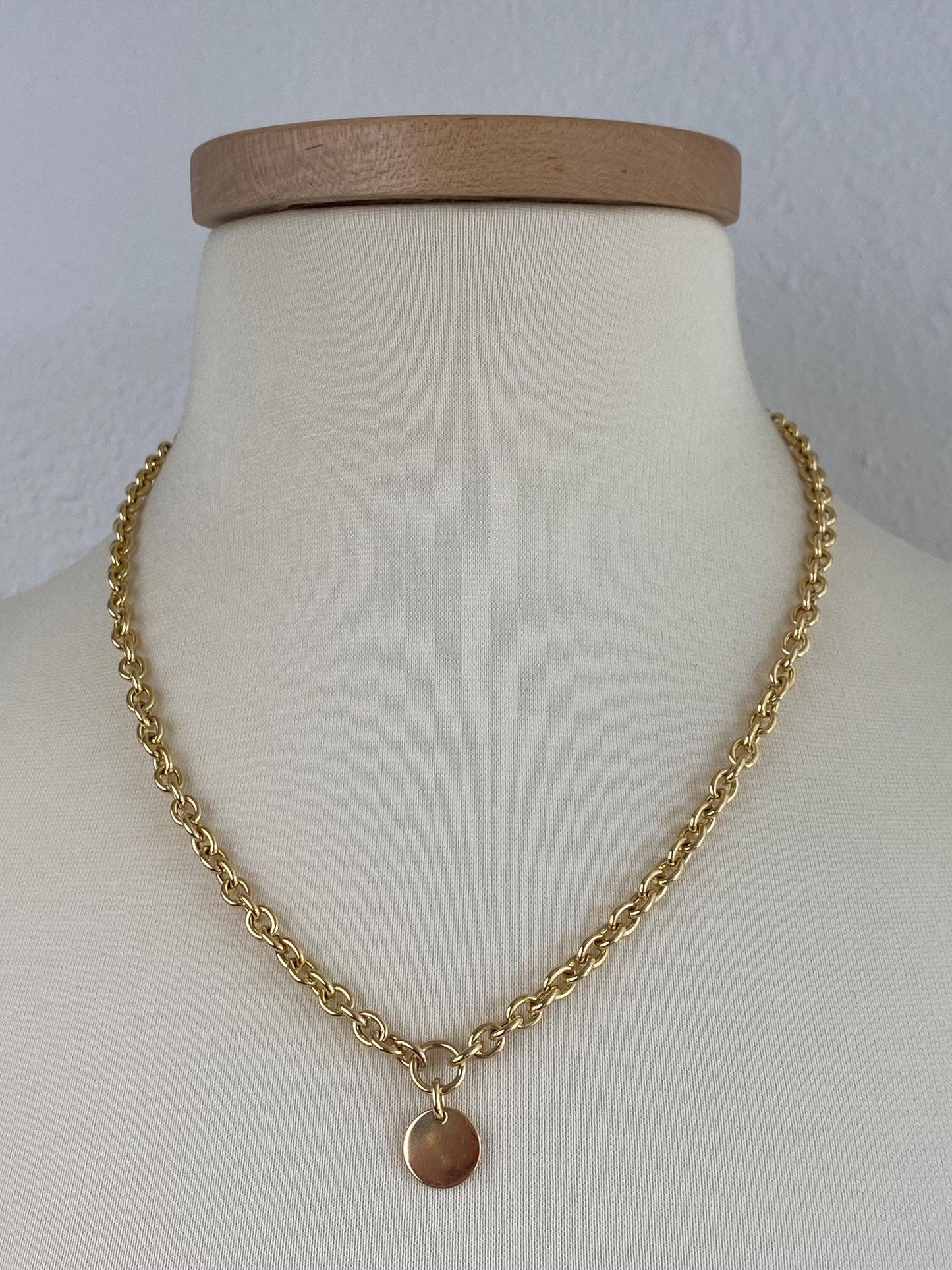 GUCCI 18k Yellow Gold Chunky Cable Chain w/ Disc Charm Necklace - 20.75 inches