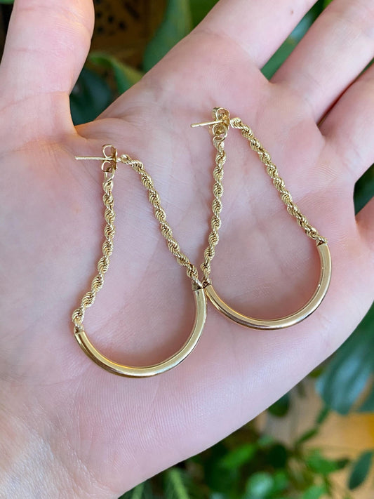 Vintage Solid 14k Yellow Gold Connected Rope Chain Curved Tube Hoop Earrings