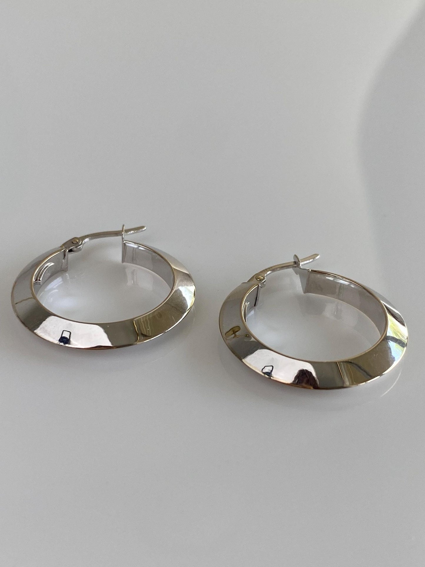 Vintage 14k White Gold Hoop Earrings