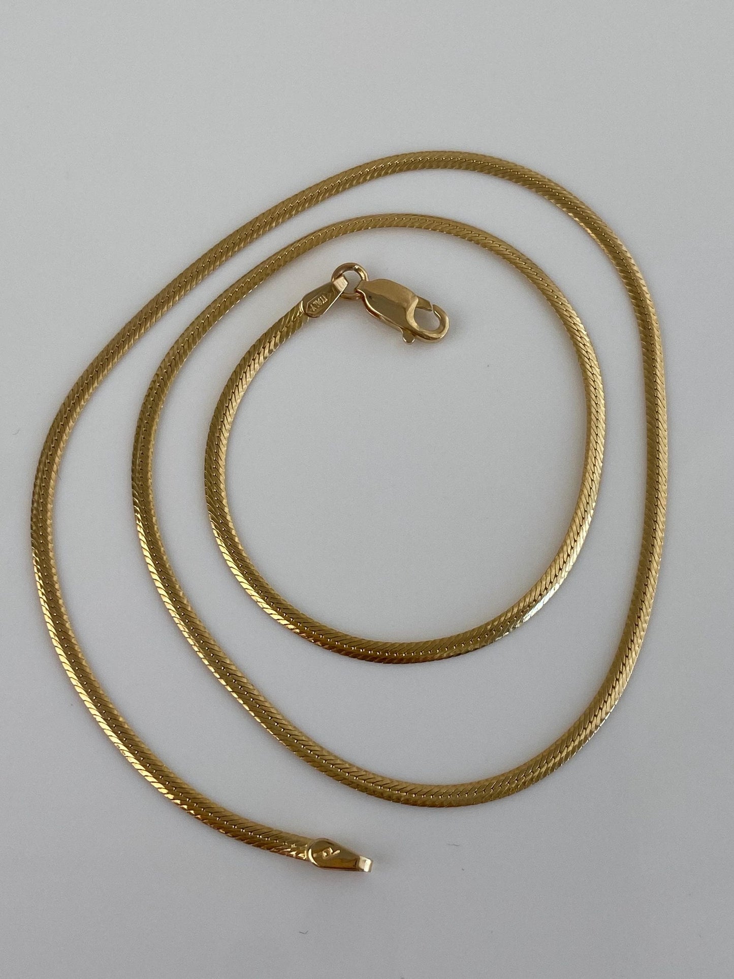 Vintage Solid 14k Yellow Gold Flat Chain Necklace - 16 inches