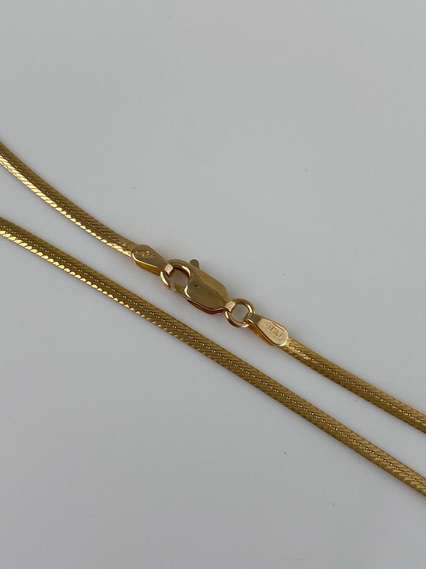 Vintage Solid 14k Yellow Gold Flat Chain Necklace - 16 inches