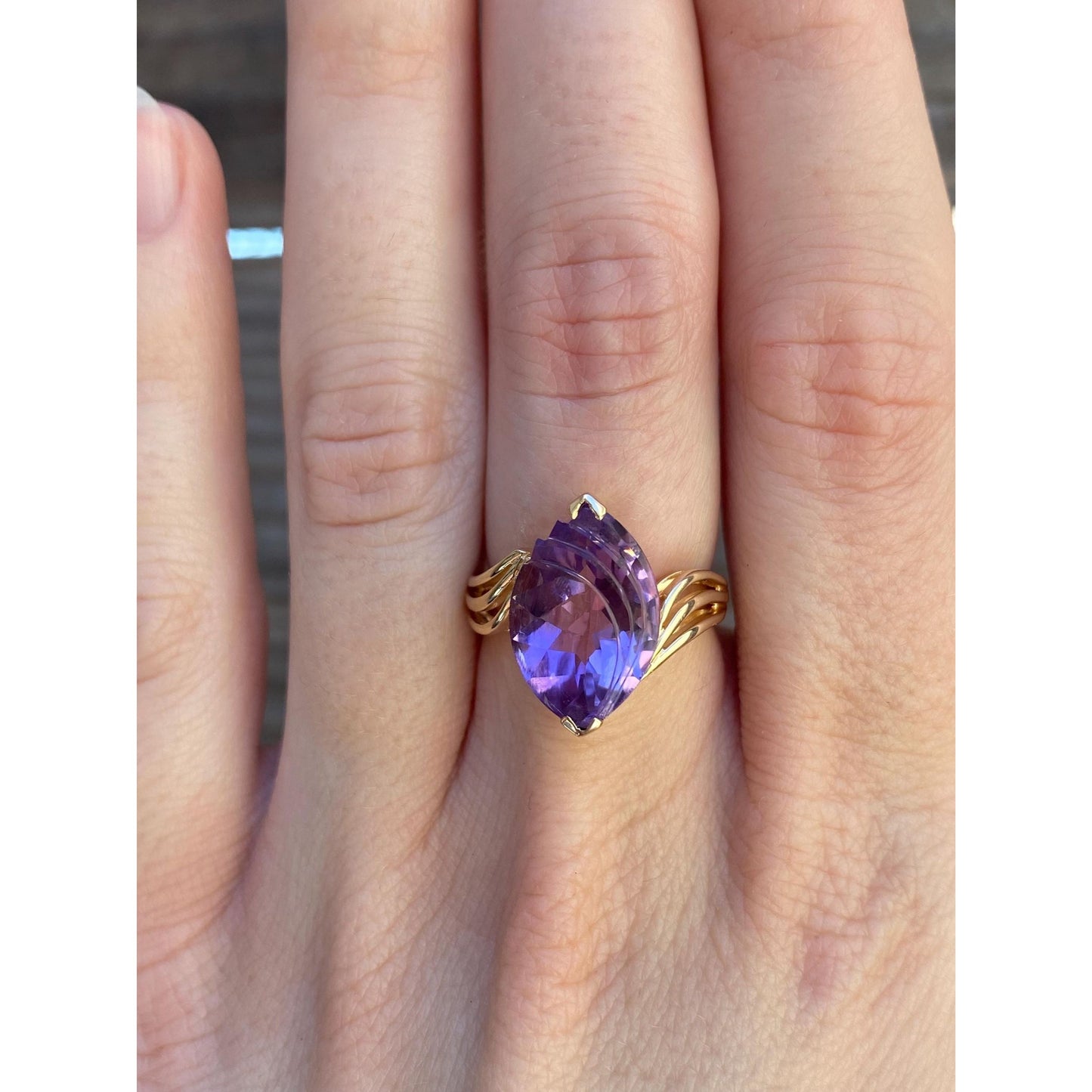 Vintage Solid 14k Yellow Gold Amethyst Twist Ring - Size 5.5