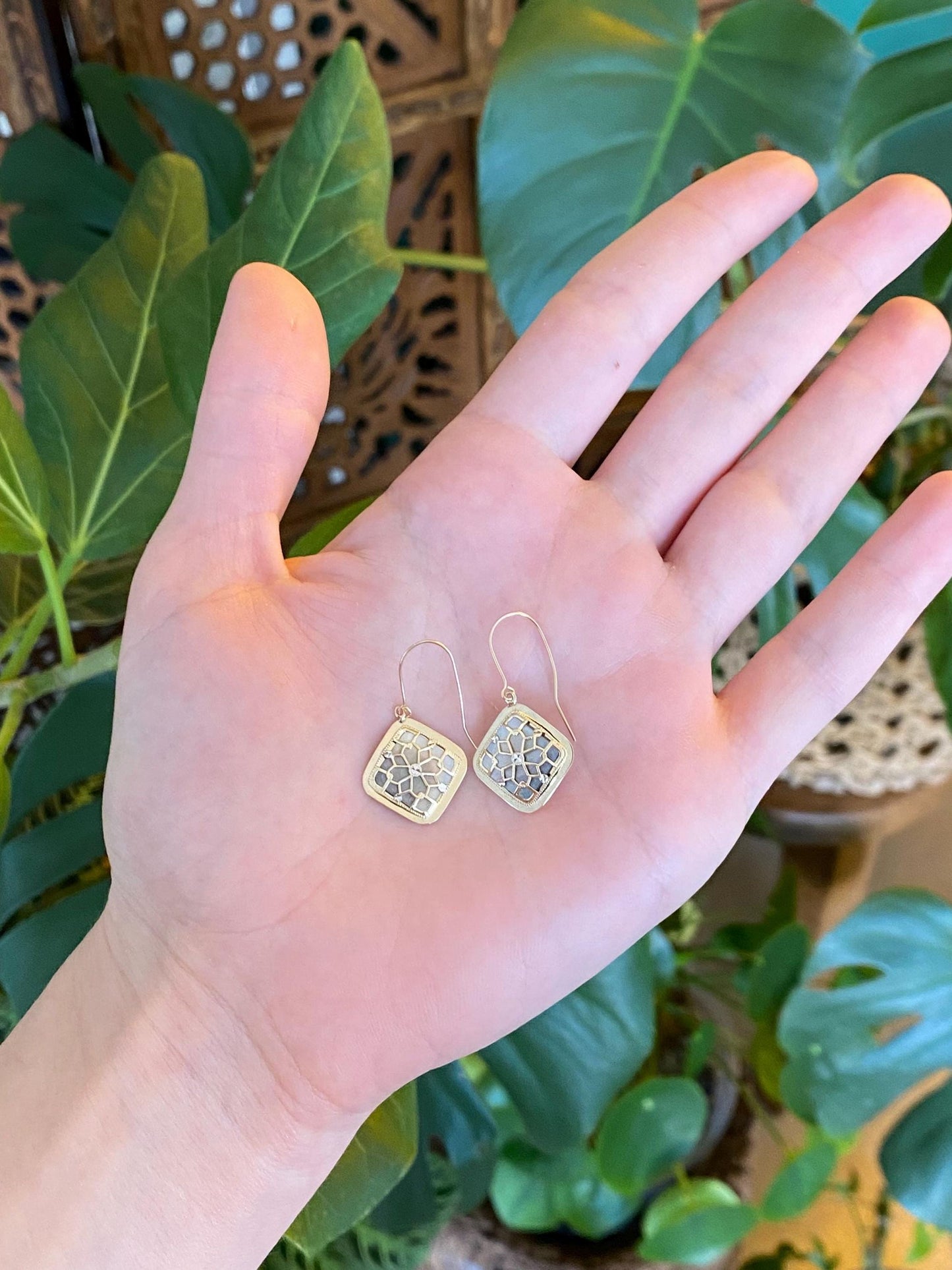 Vintage Solid 14k Yellow Gold Open Work Mother of Pearl Dangle Earrings