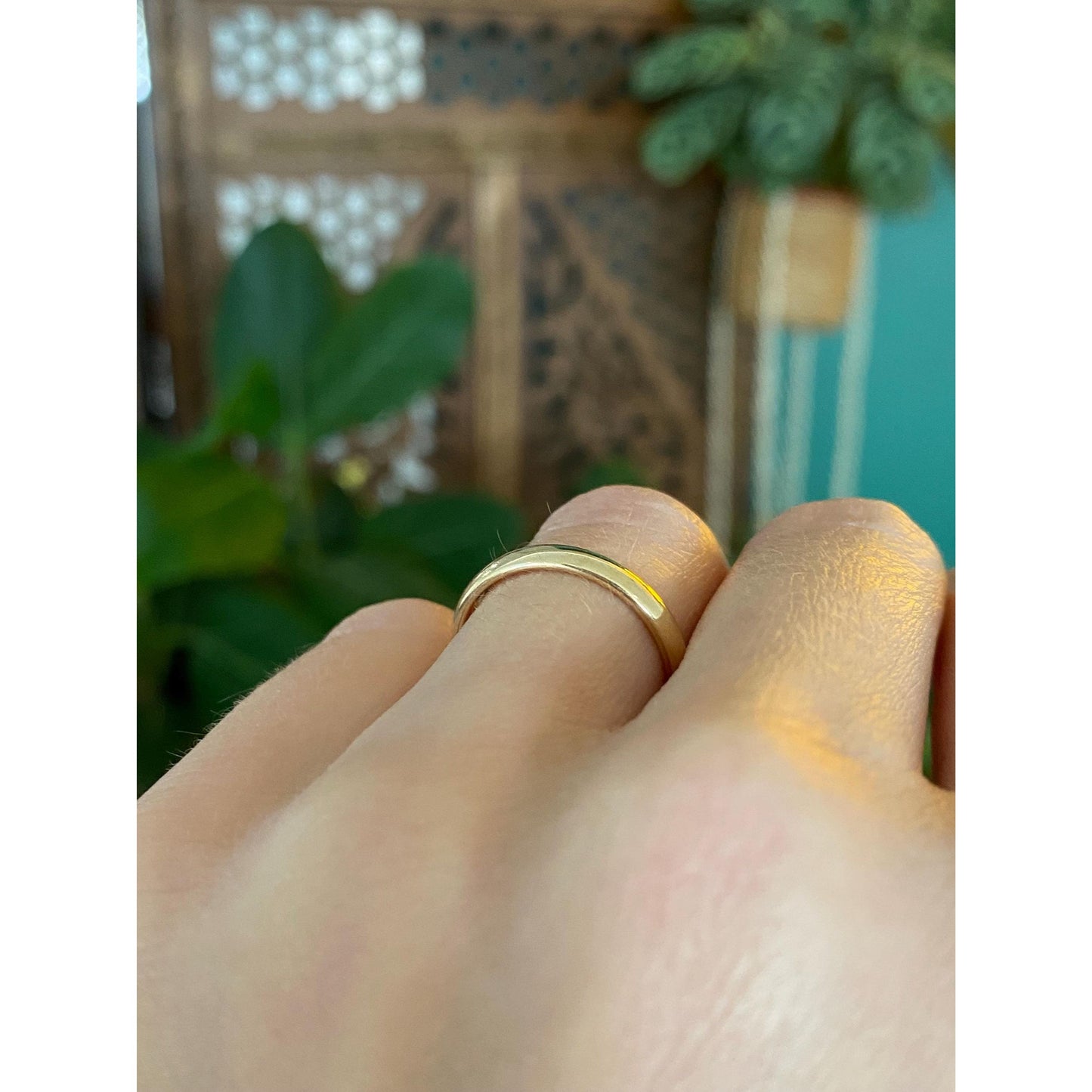 Vintage Solid 14k Yellow Gold Ring Band - Size 6