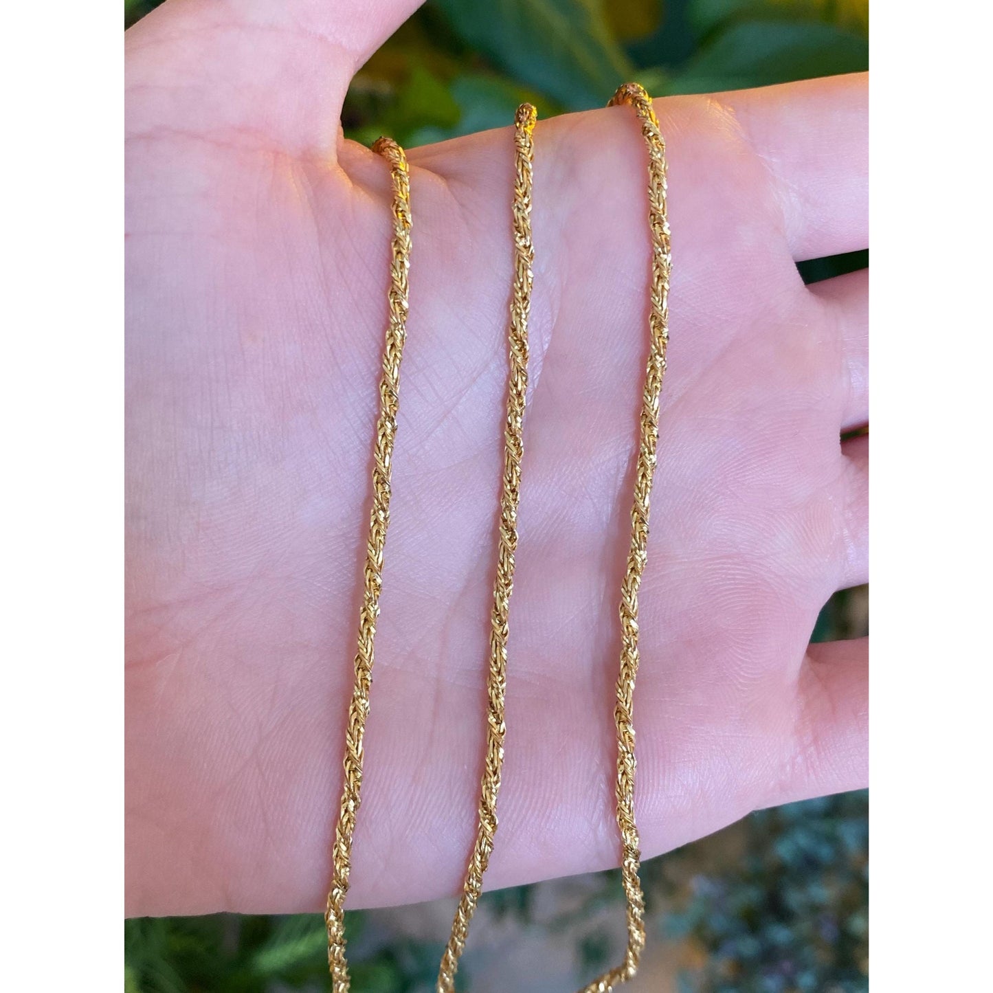 Solid 18k Yellow Gold Twist Chain Necklace - 23.25 inches