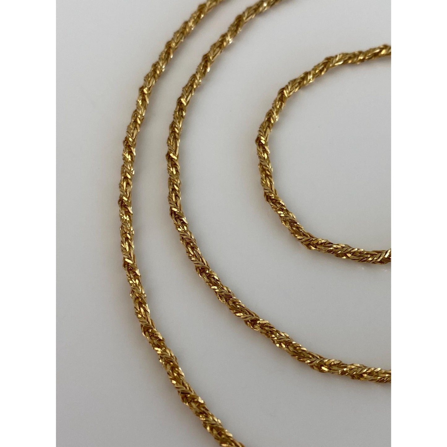 Solid 18k Yellow Gold Twist Chain Necklace - 23.25 inches