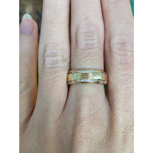 Solid 14k Yellow Gold Cubic Zirconia Lined Ring Band - Size 6.25