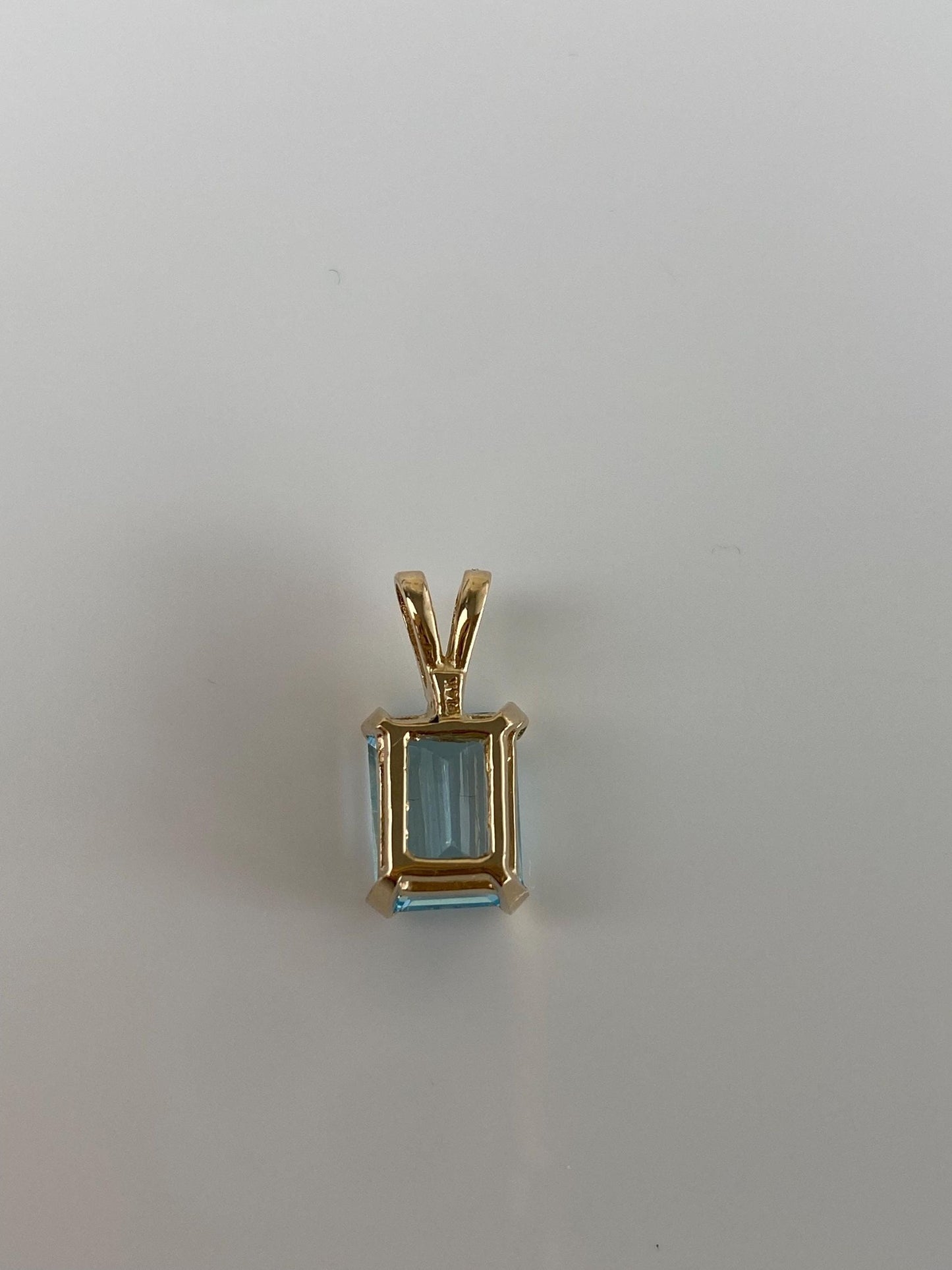 Vintage Solid 14k Yellow Gold Topaz Charm