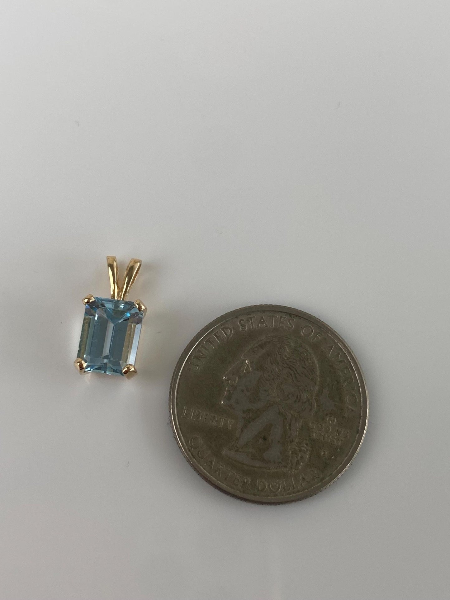 Vintage Solid 14k Yellow Gold Topaz Charm