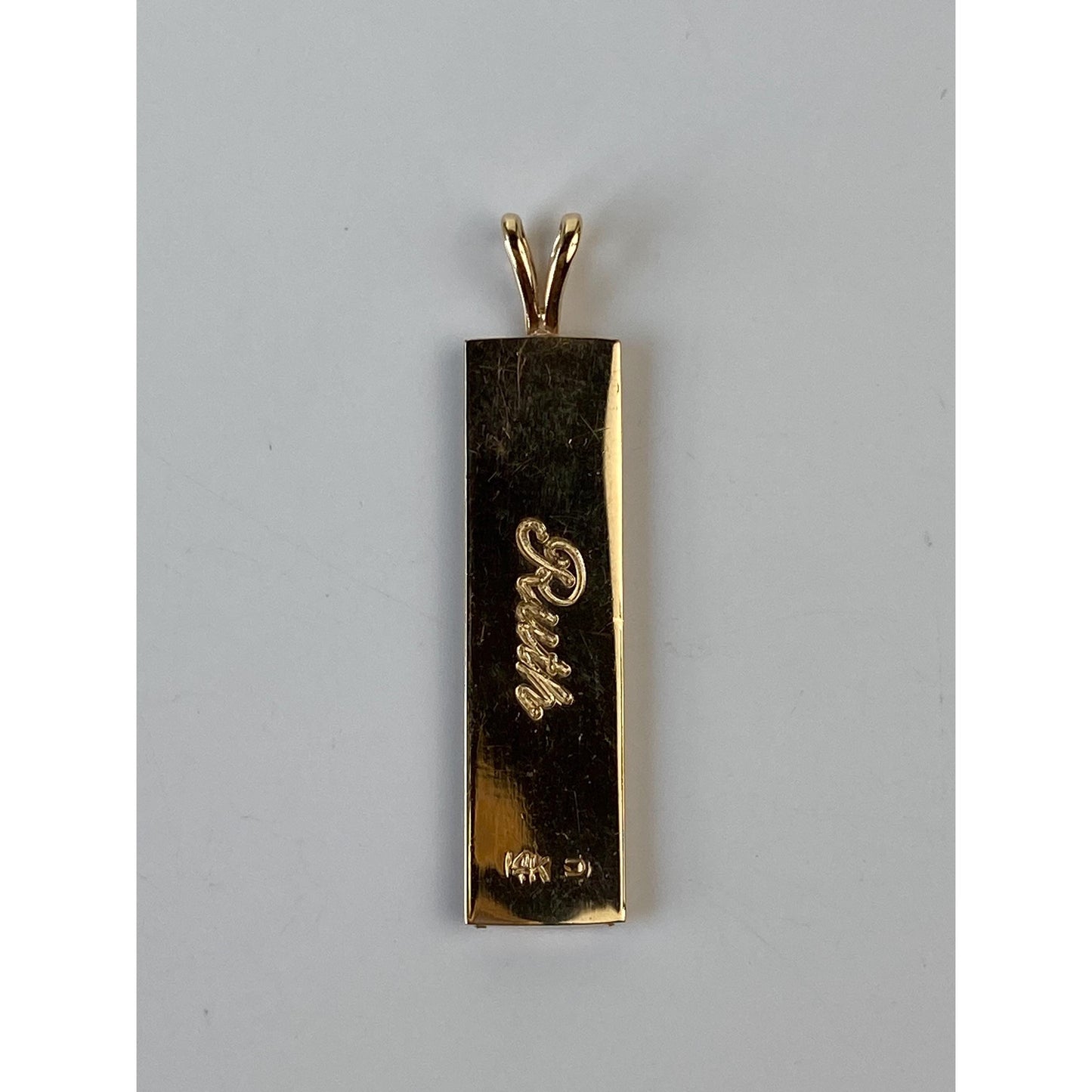 Solid 14k Yellow Gold Old English 'Luka' Floral Charm