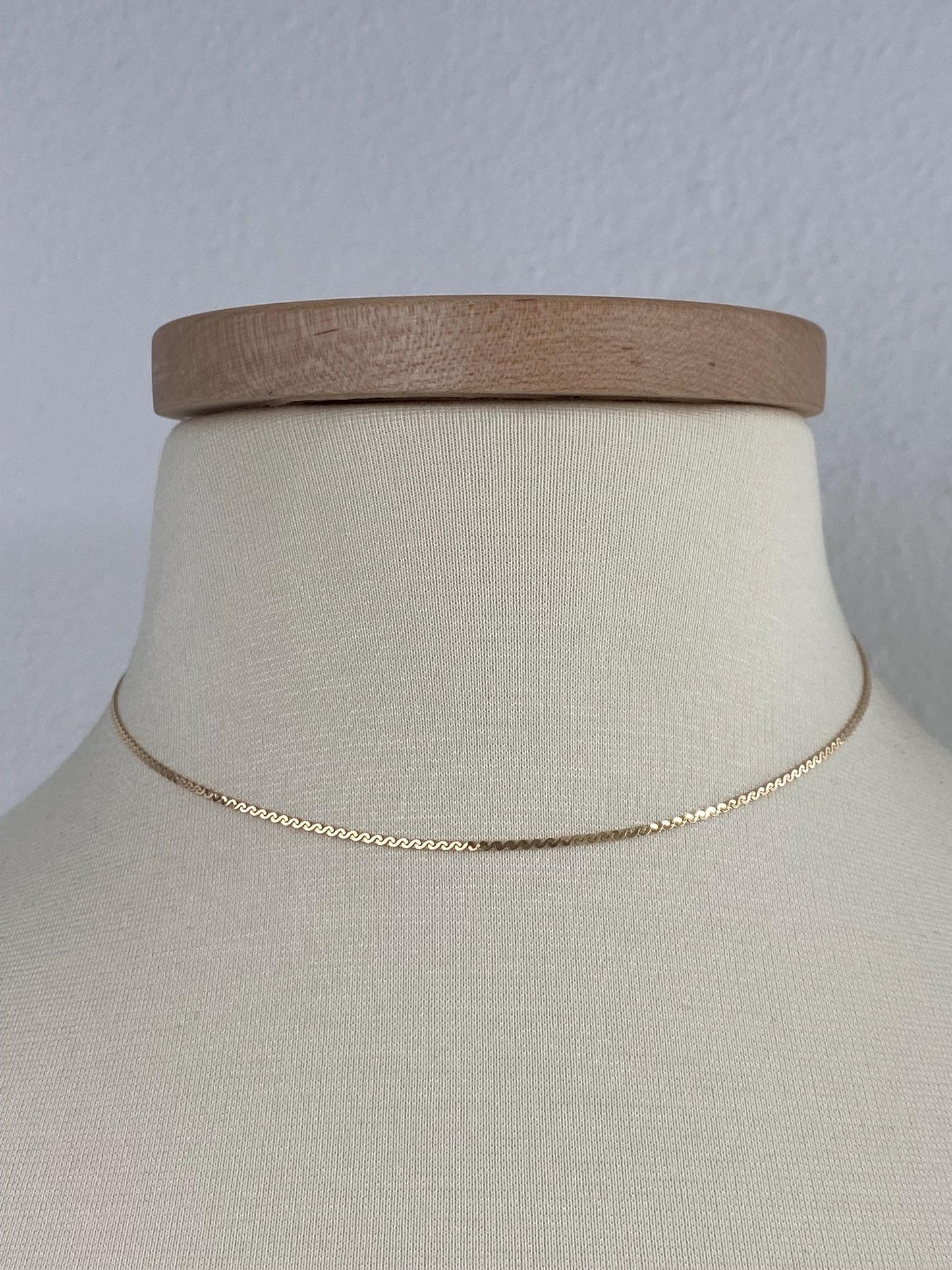 Vintage Solid 14k Yellow Gold Serpentine Chain Necklace - 15.25 inches
