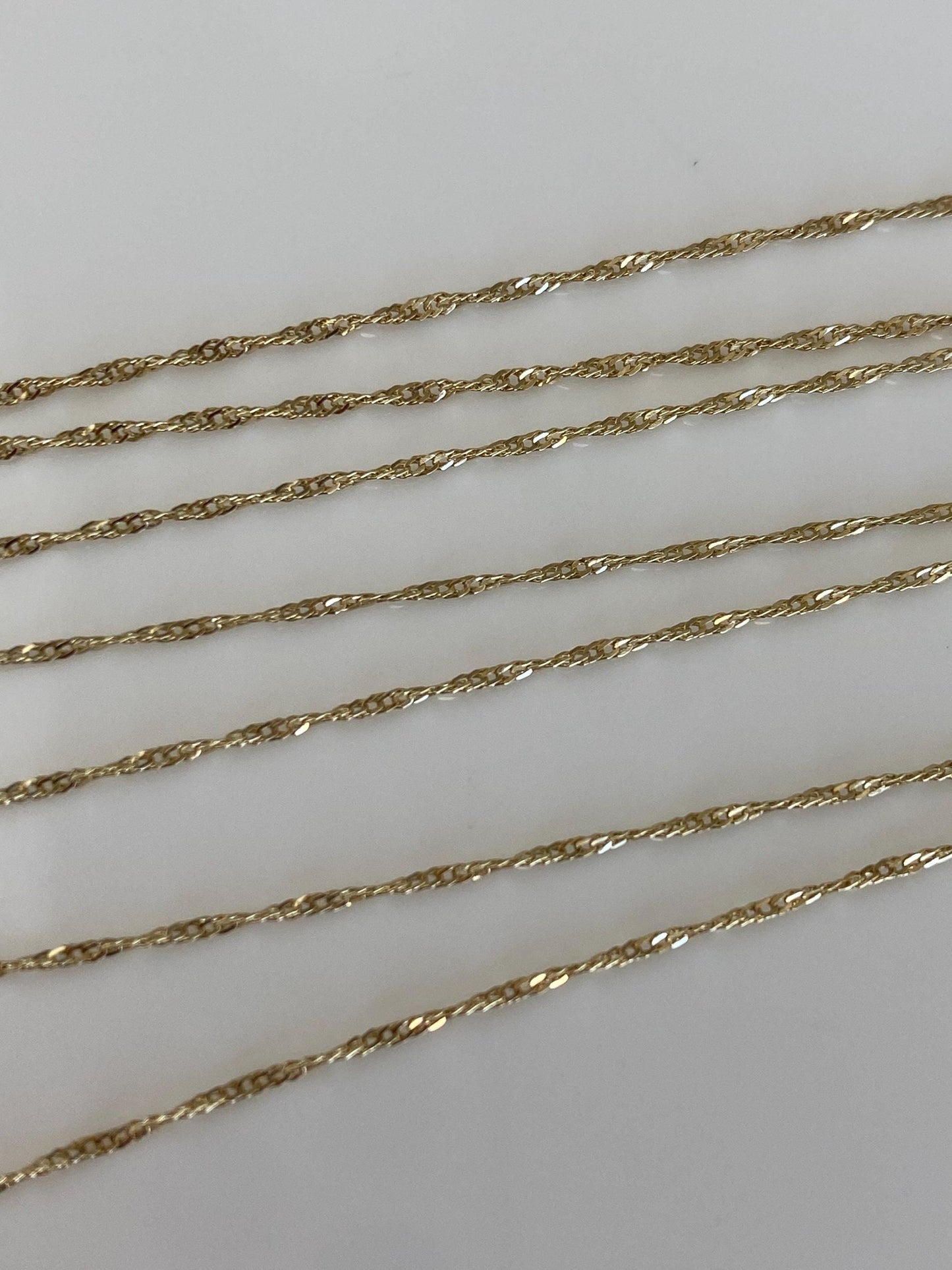 Vintage Solid 14k Yellow Gold Long Dainty Twist Chain Necklace - 28.75 inches