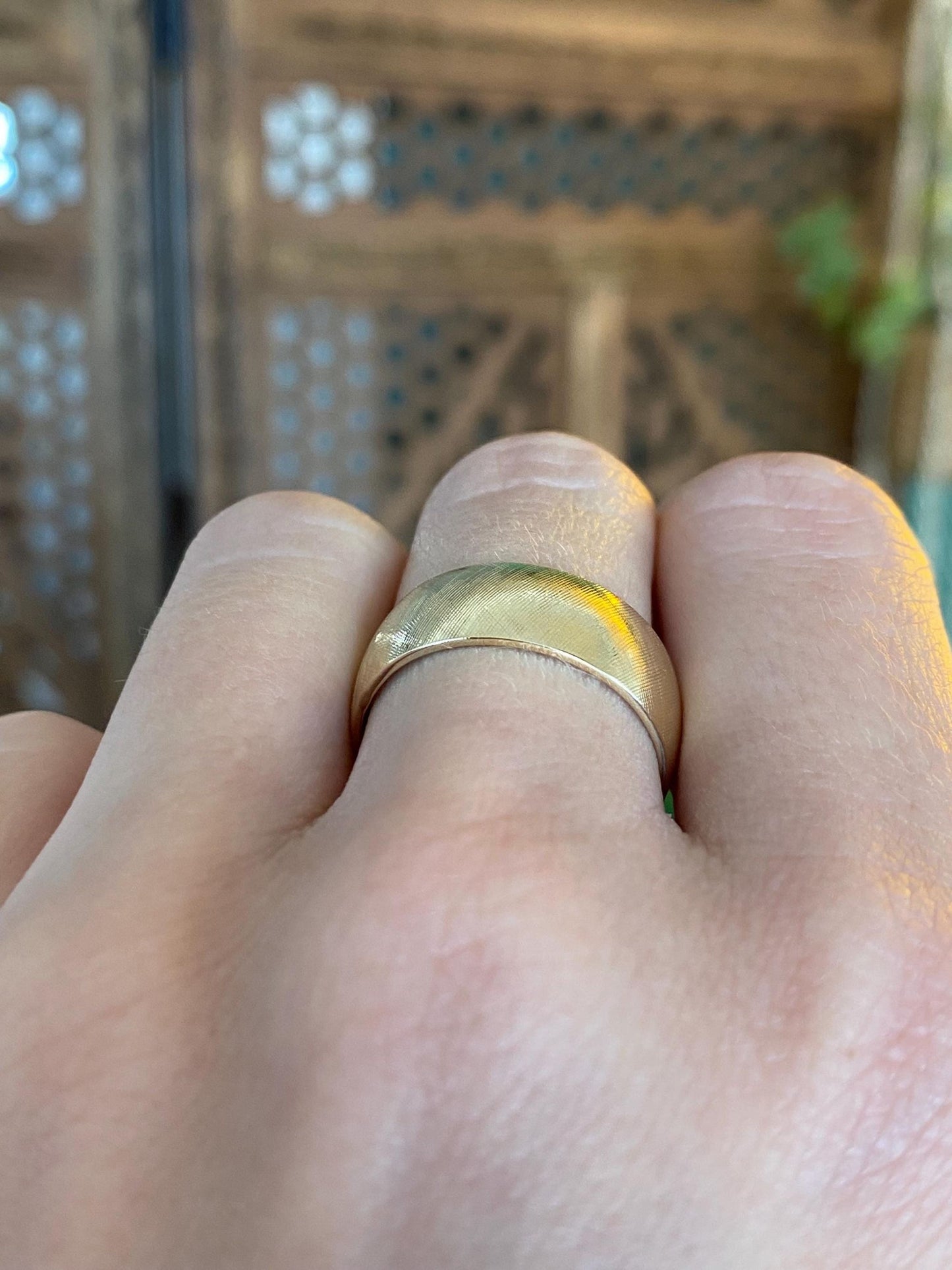 Vintage Solid 14k Yellow Gold Crosshatch Ring Band - Size 8.5