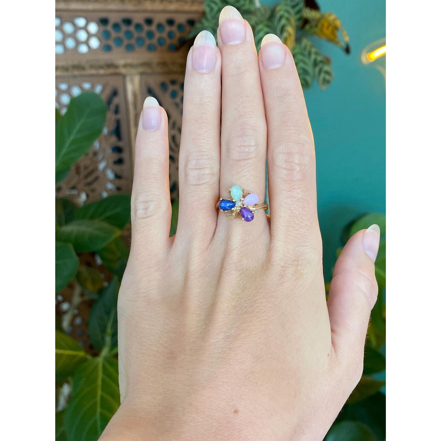 Vintage Solid 10k Yellow Gold Diamond Blue, Green & Pink Star Sapphire Clover Ring - Size 5.75