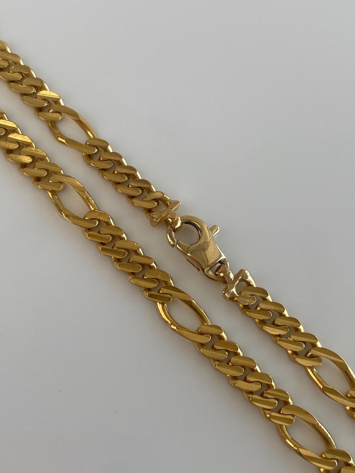 Vintage Solid 22k Yellow Gold Figaro Style Chain Necklace - 23.5 inches