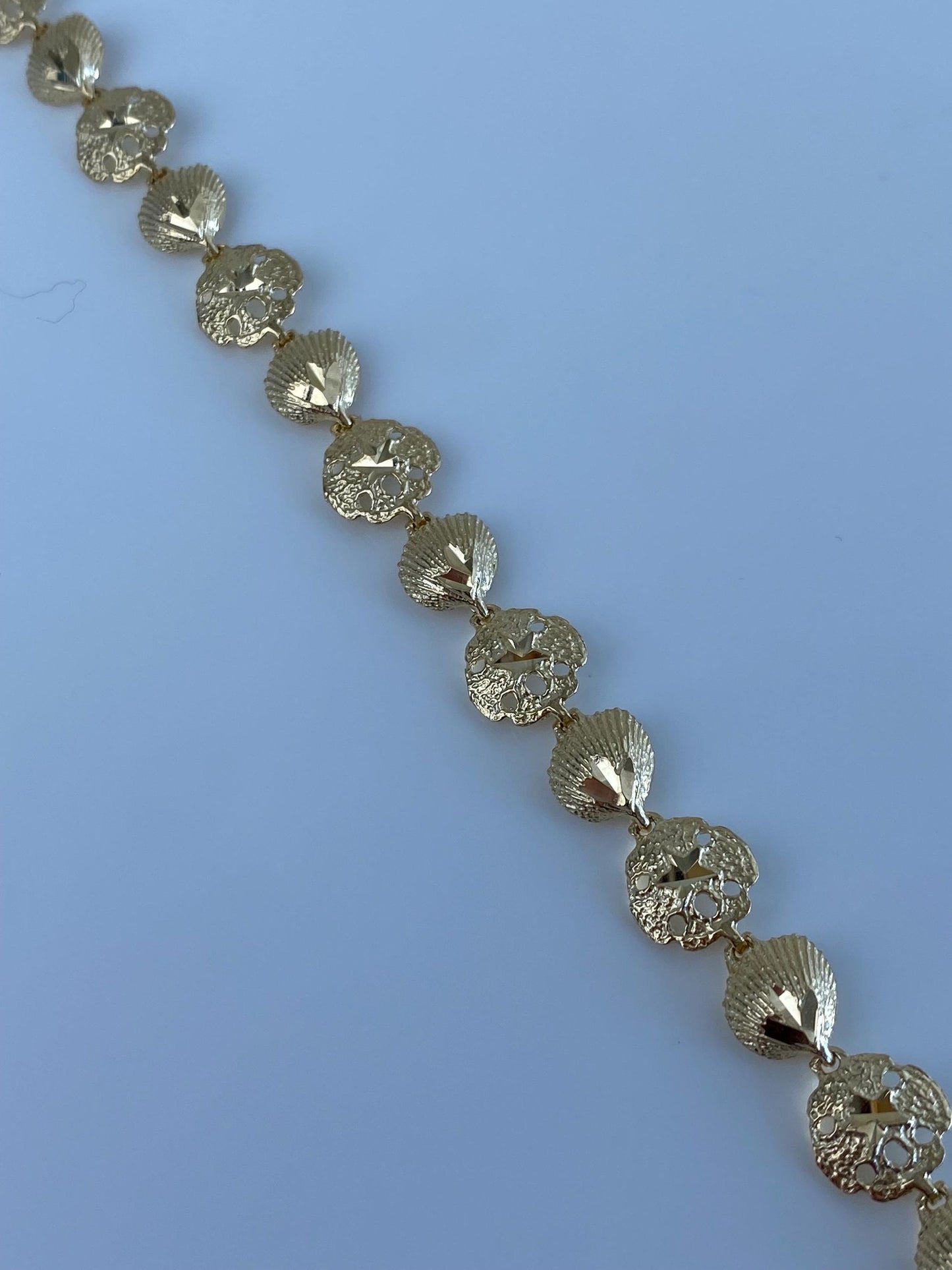 Vintage Solid 14k Yellow Gold Sand Dollar Star Fish Link Bracelet - 7 inches