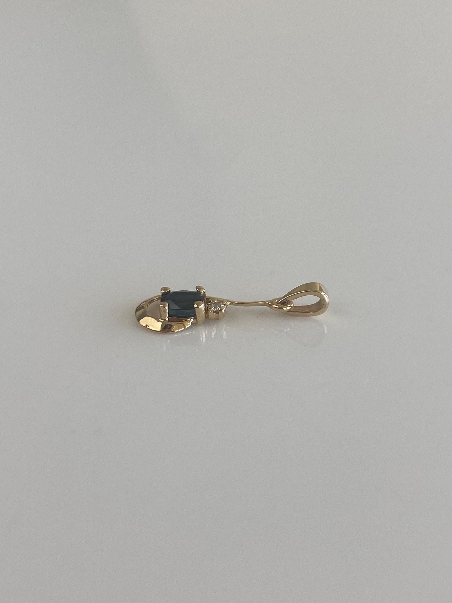 Vintage Solid 14k Yellow Gold Diamond Blue Sapphire Charm