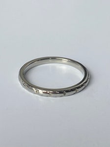 Vintage Solid 18k White Gold Designed Ring Band - Size 6.75