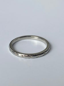 Vintage Solid 18k White Gold Designed Ring Band - Size 6.75