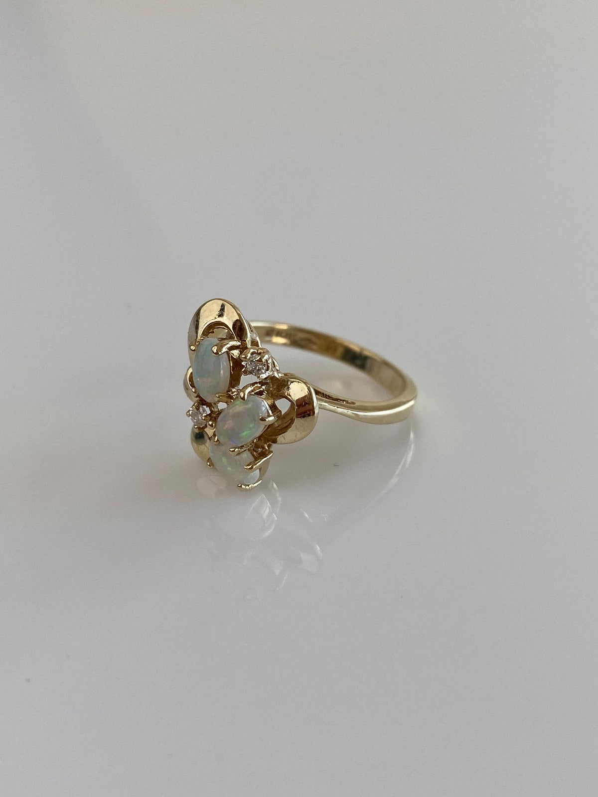 Vintage Solid 10k Yellow Gold Diamond Opals Ring - Size 6.25