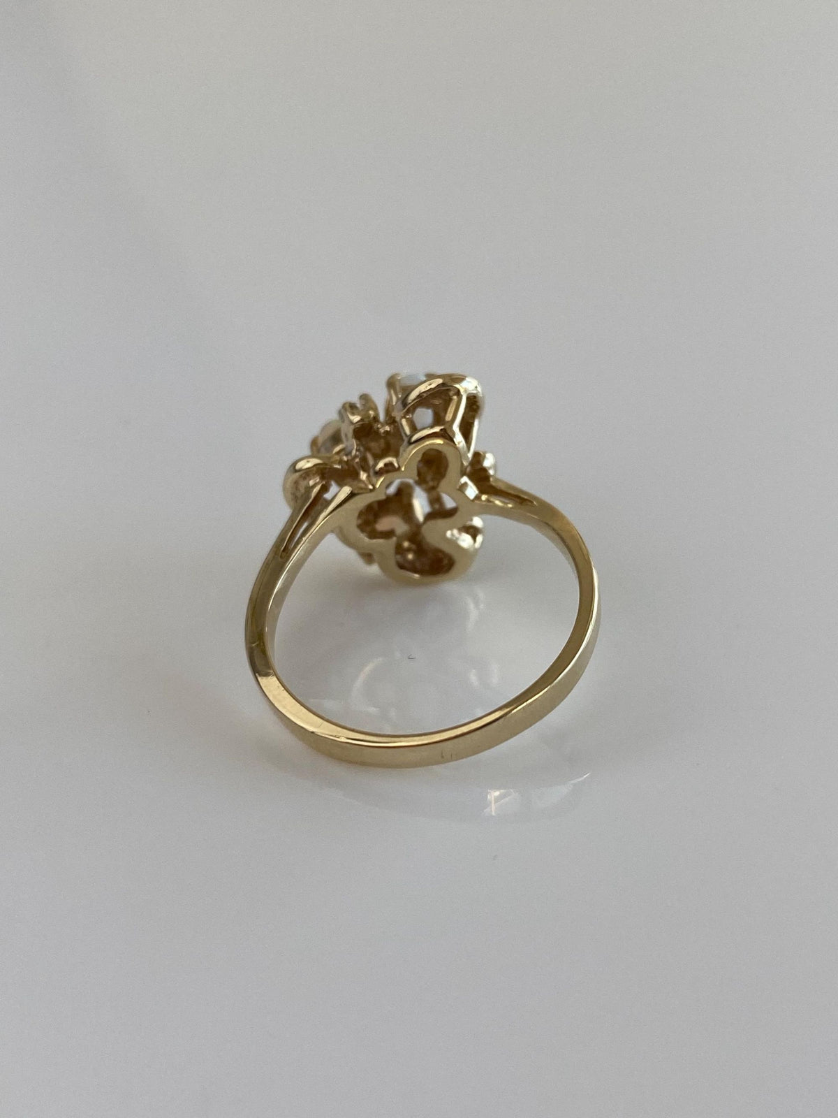 Vintage Solid 10k Yellow Gold Diamond Opals Ring - Size 6.25