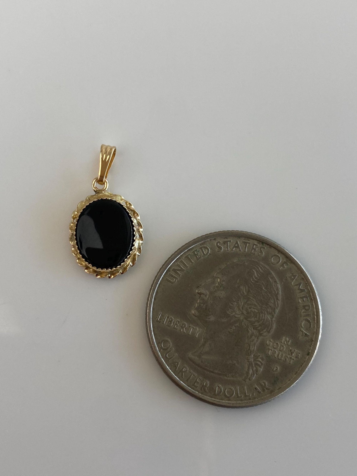 Vintage Solid 14k Yellow Gold Black Onyx Charm