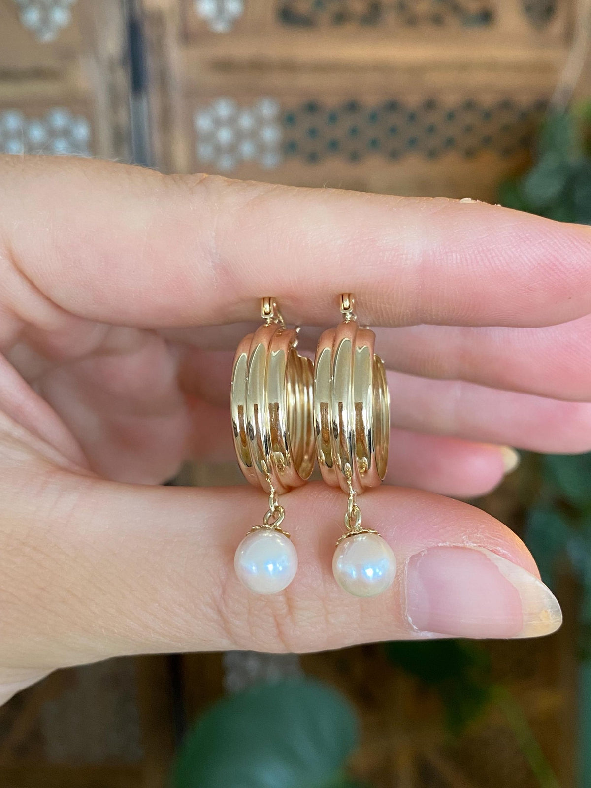 Vintage Solid 14k Yellow Gold Pearl Dangle Lined Hoop Earrings