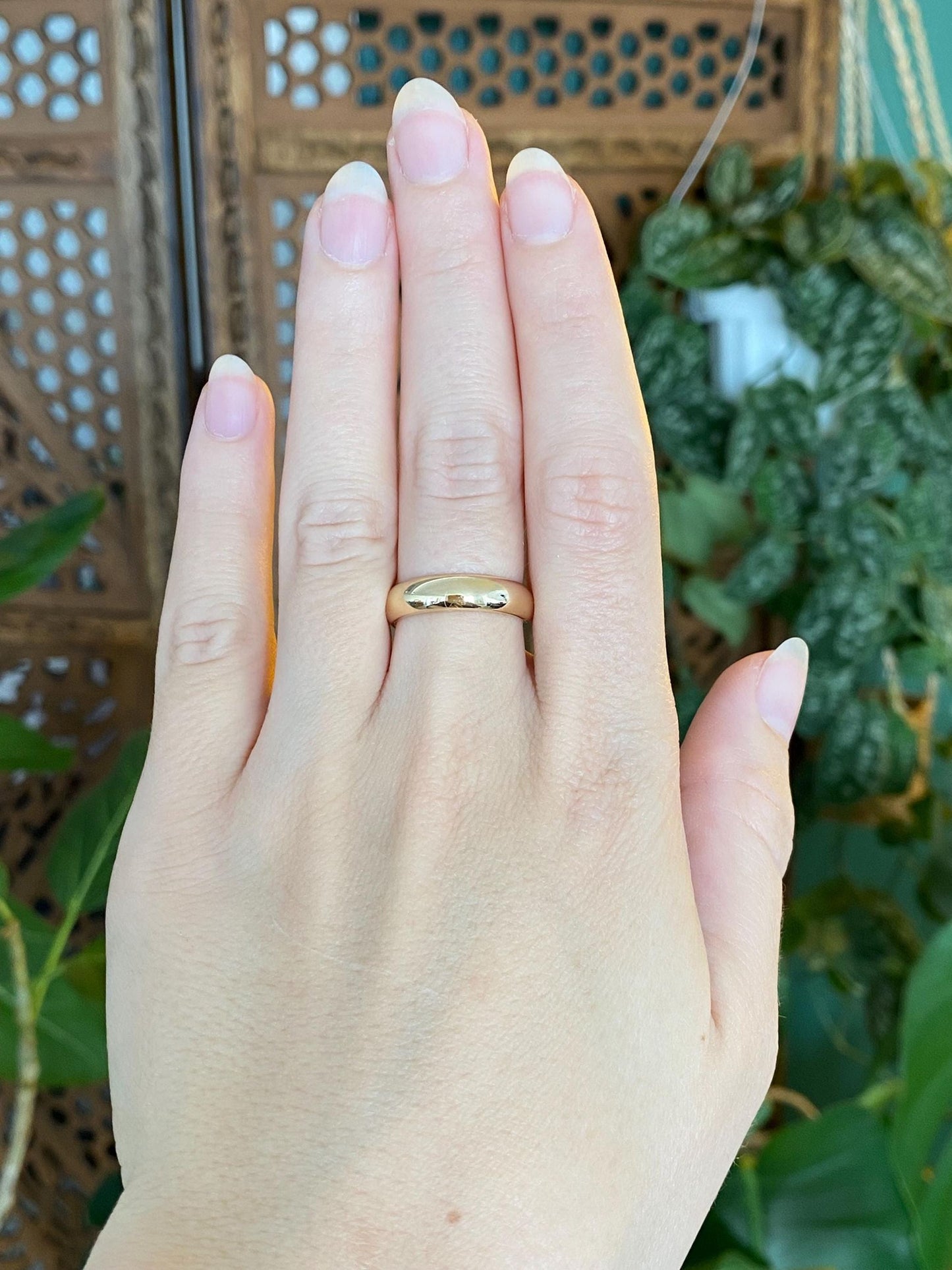 Vintage Solid 14k Yellow Gold Ring Band - Size 7