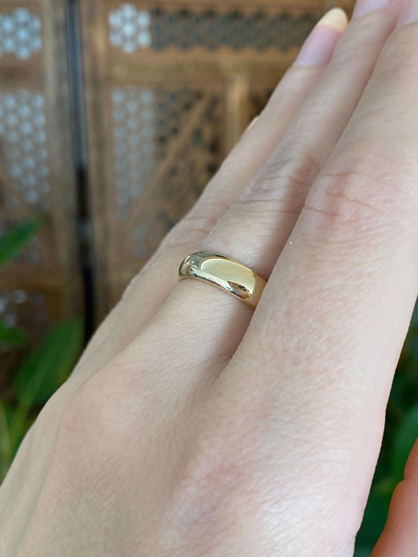 Vintage Solid 14k Yellow Gold Ring Band - Size 7