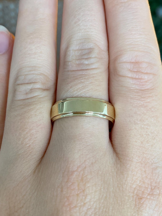Vintage Solid 14k Yellow Gold Lined Border Ring Band - Size 10