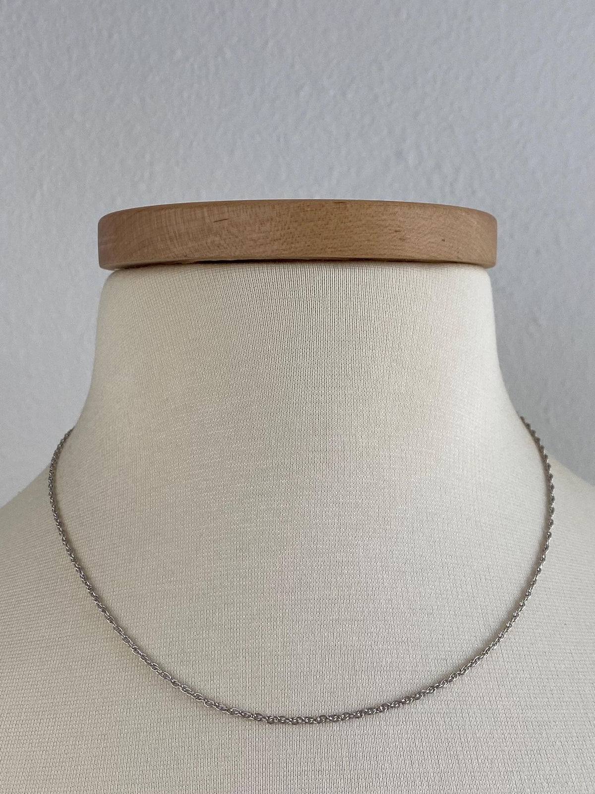 Vintage Solid 14k White Gold Chain Necklace - 18 inches
