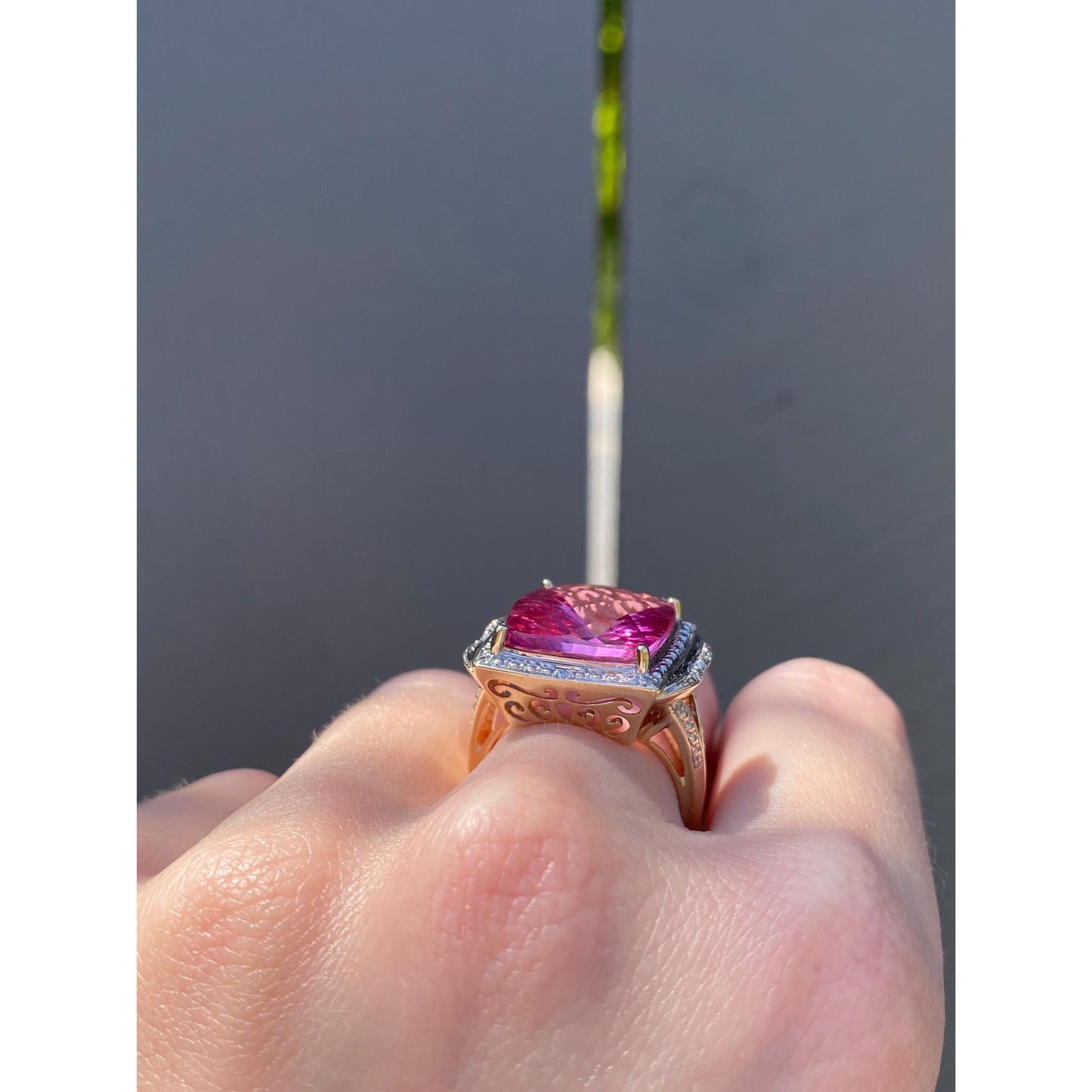 Solid 14k Yellow Gold Diamond Halo Pink Spinel Ring - Size 7