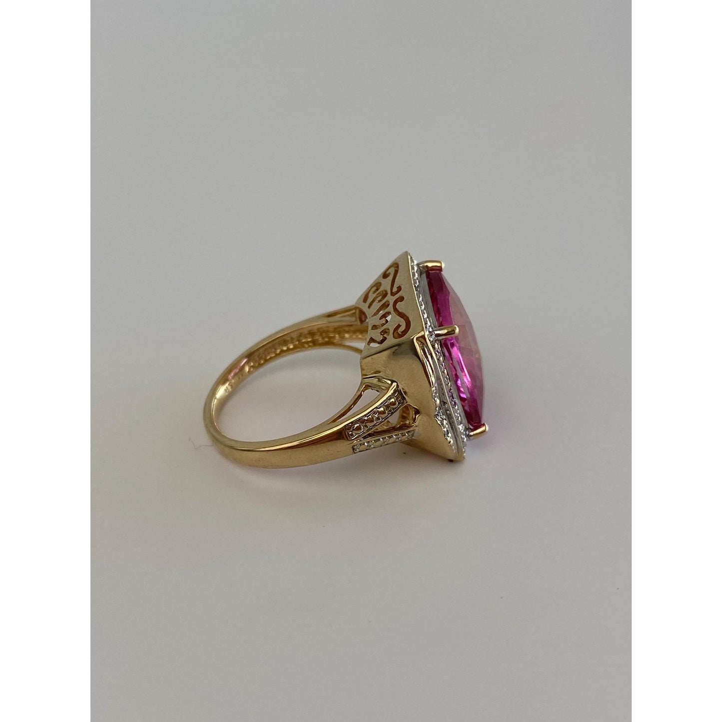 Solid 14k Yellow Gold Diamond Halo Pink Spinel Ring - Size 7