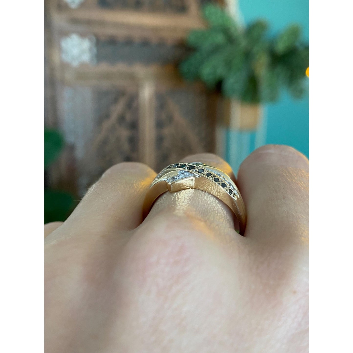 Vintage Solid 14k White & Yellow Gold Black Clear Diamond Twist Ring - Size 9.5