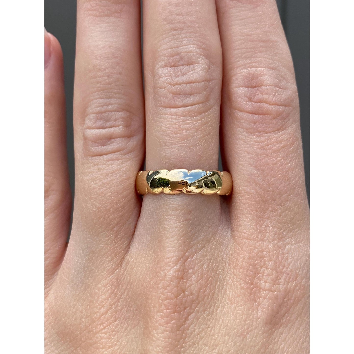 Vintage Solid 14k Yellow Gold Scalloped Twist Ring Band - Size 9.75