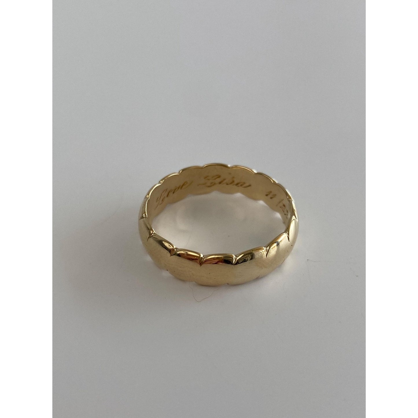 Vintage Solid 14k Yellow Gold Scalloped Twist Ring Band - Size 9.75