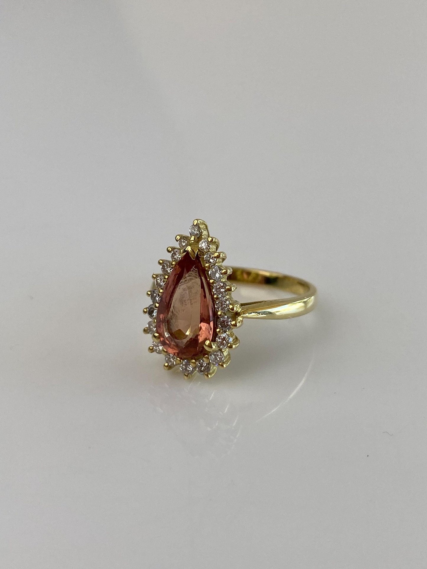 Vintage Solid 18k Yellow Gold Peach Topaz Diamond Halo Teardrop Ring - Size 7