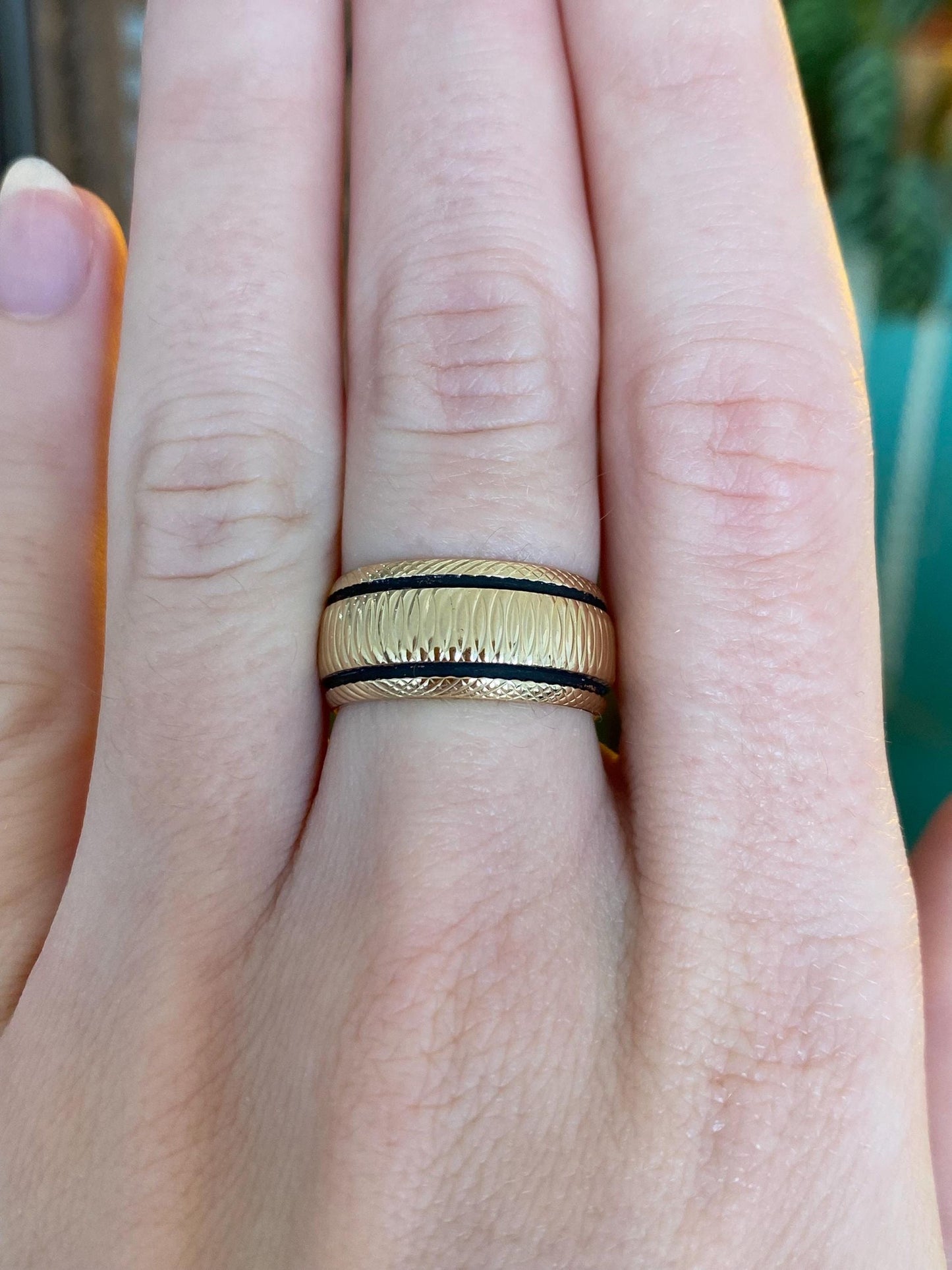 Vintage Solid 14k Yellow Gold Black Enamel Designed Wide Ring Band - Size 6.25