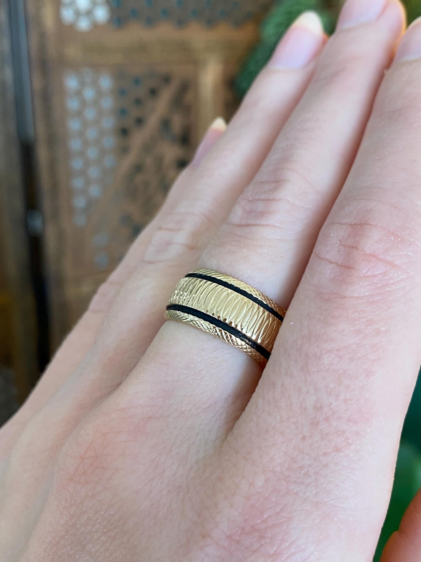Vintage Solid 14k Yellow Gold Black Enamel Designed Wide Ring Band - Size 6.25