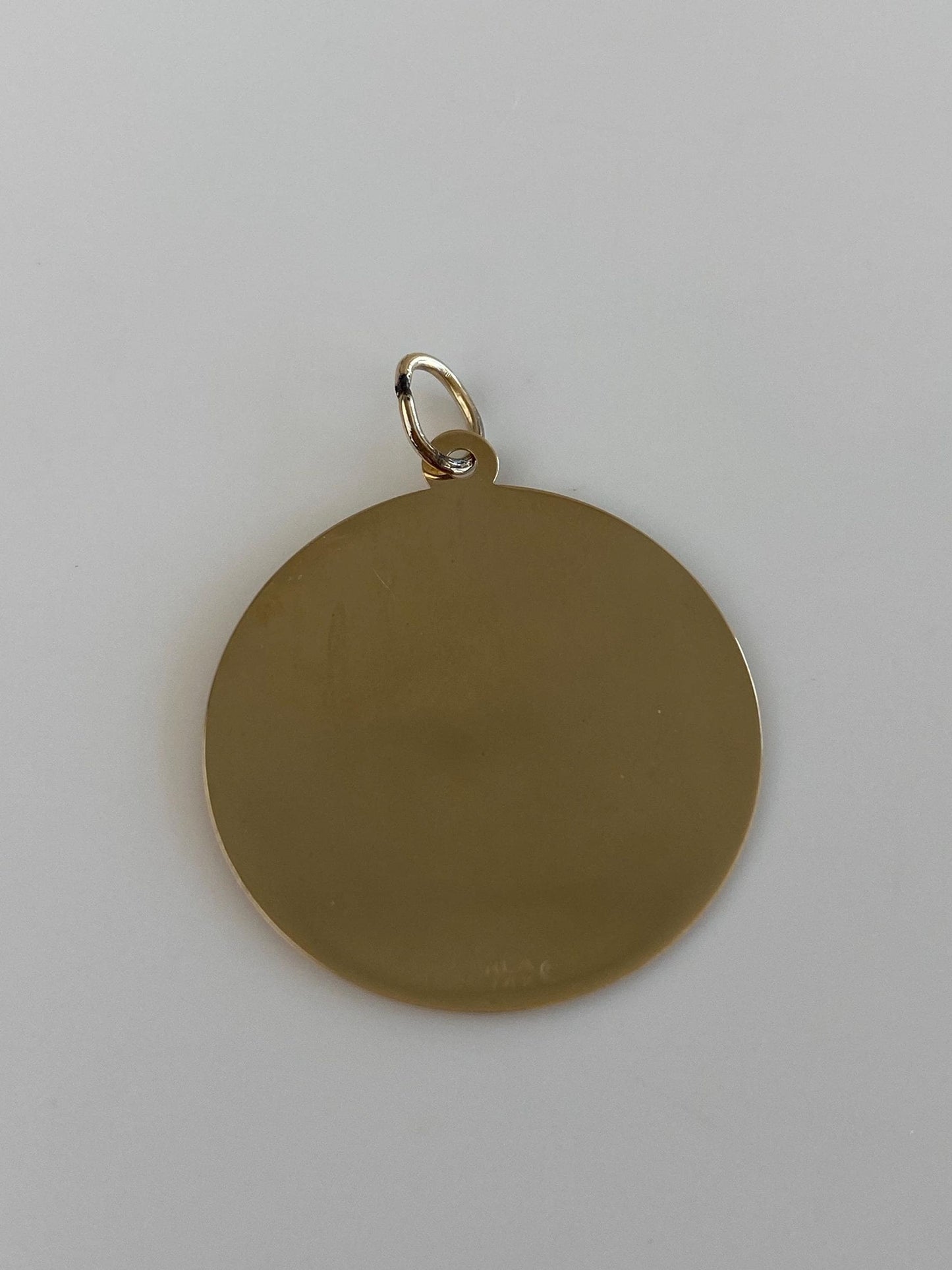 Vintage Solid 14k Yellow Gold Diamond Cut Bermuda Charm