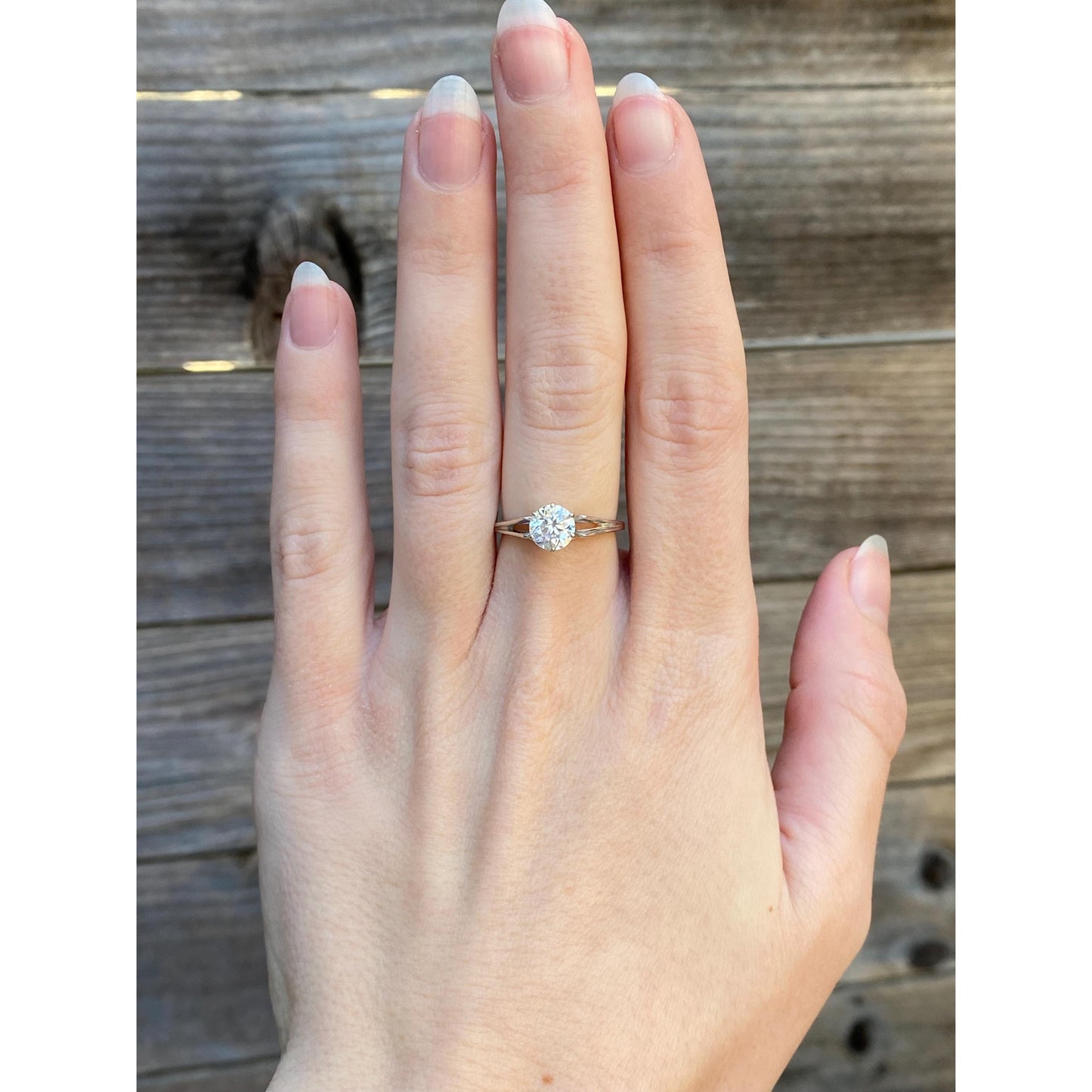 Solid 14k White Gold Cubic Zirconia Ring - Size 6