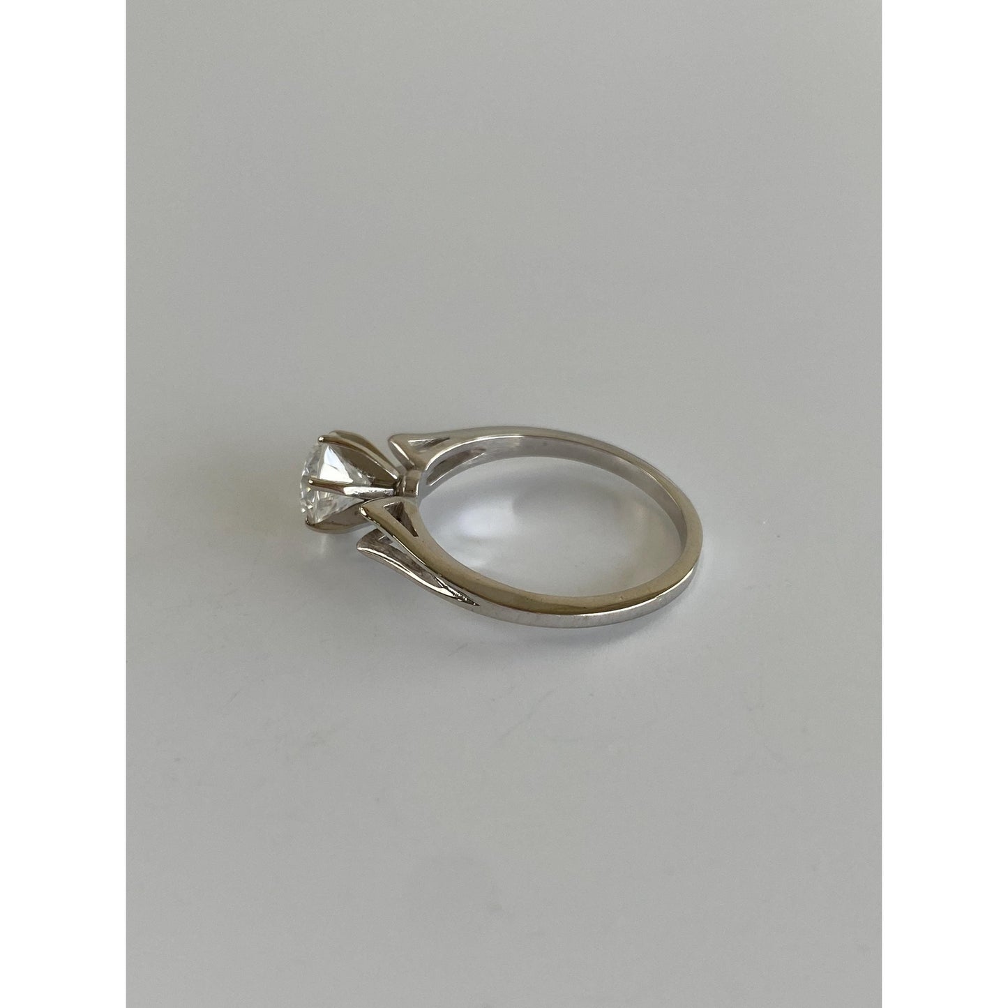 Solid 14k White Gold Cubic Zirconia Ring - Size 6