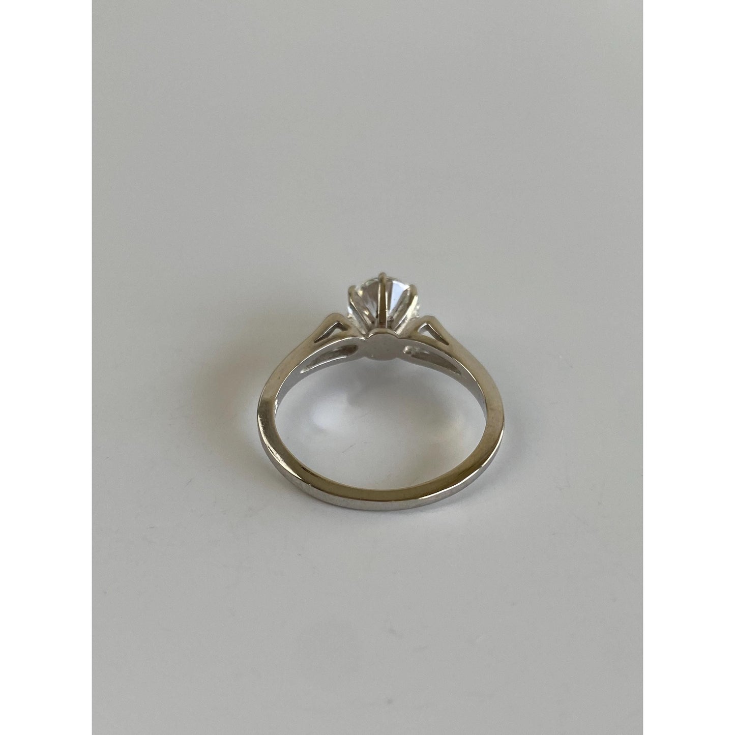 Solid 14k White Gold Cubic Zirconia Ring - Size 6