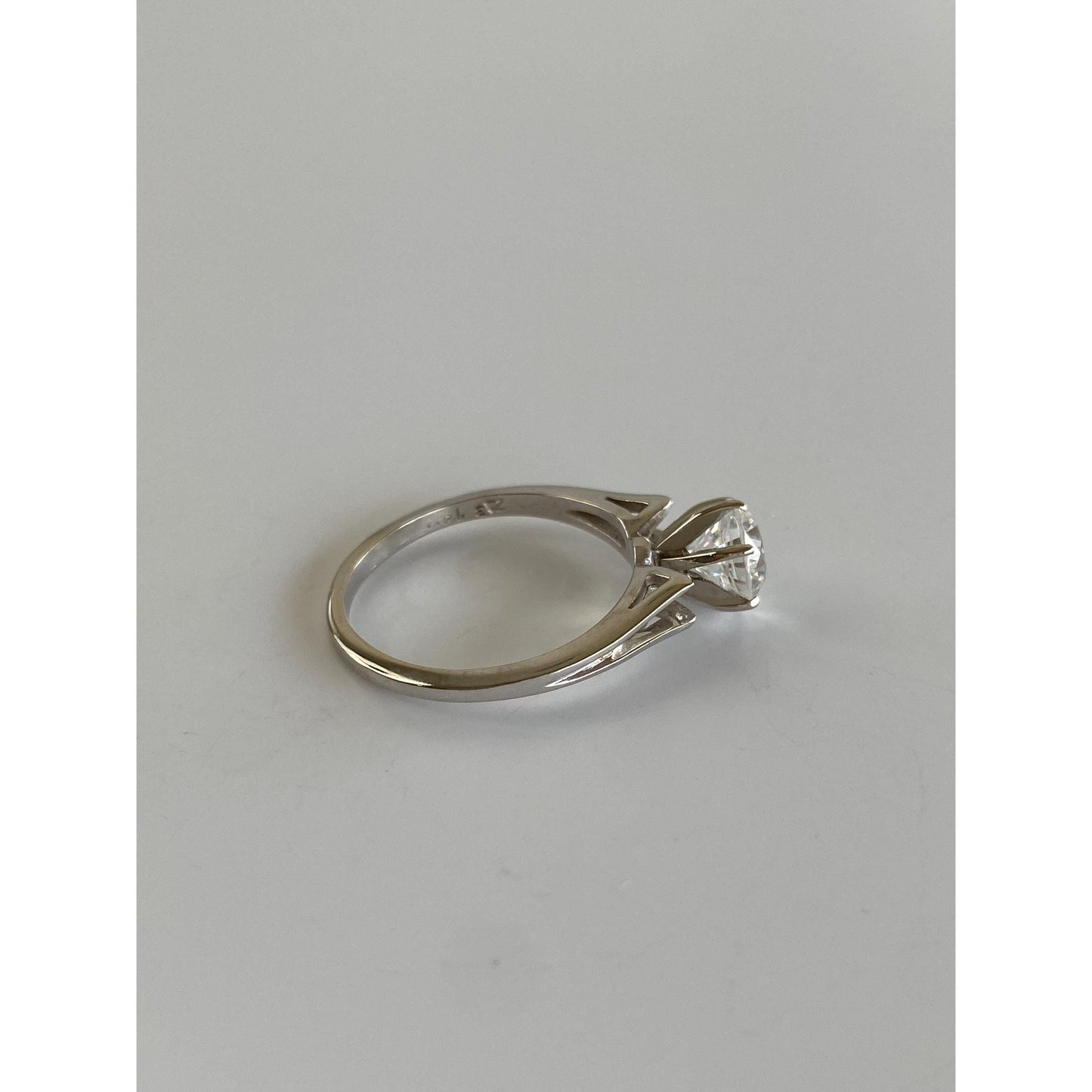 Solid 14k White Gold Cubic Zirconia Ring - Size 6